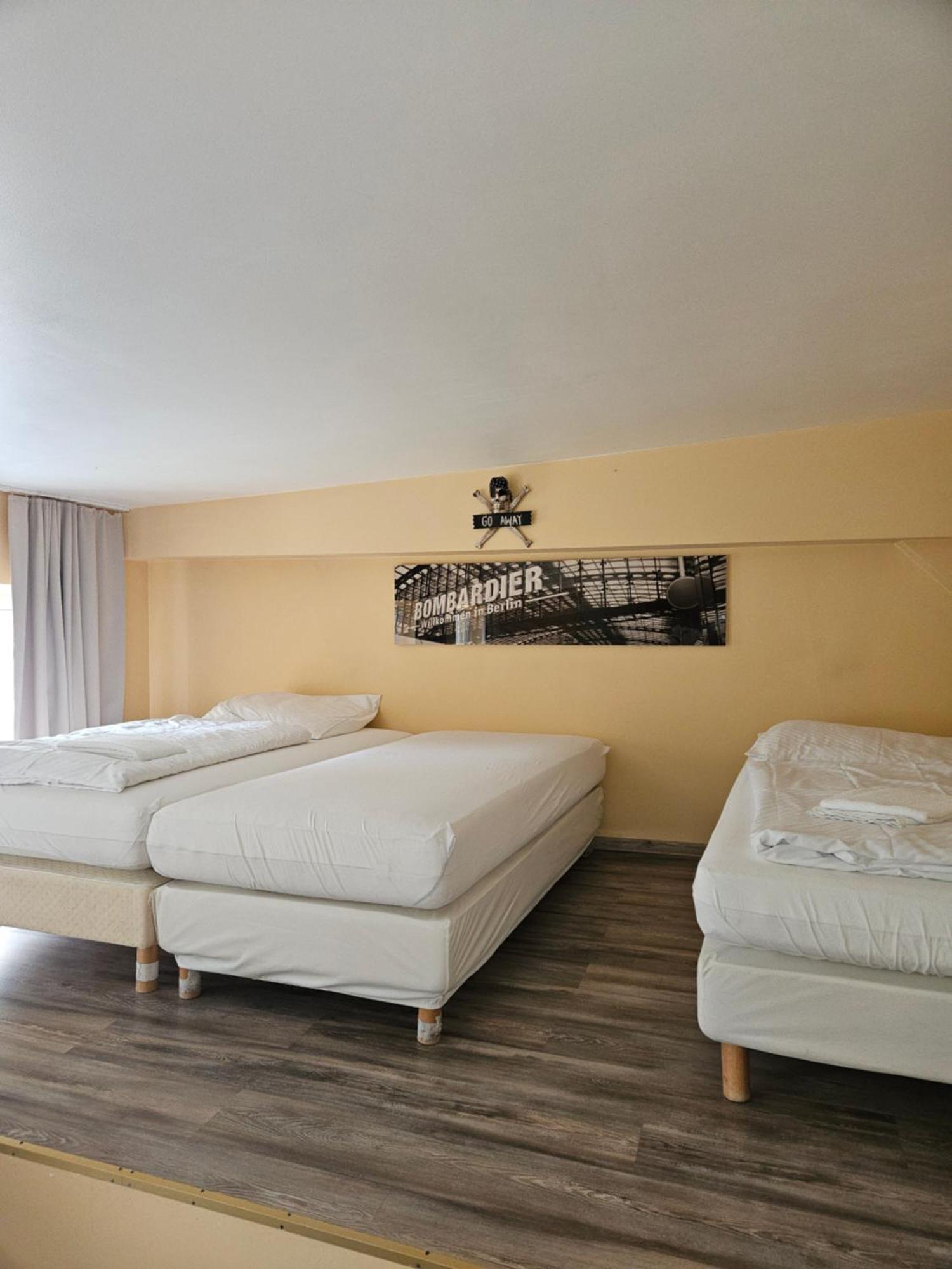 Pension 11 Apartments By Lorenc Berlim Exterior foto